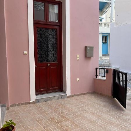 Ermoupolis, Syros City Apartments Экстерьер фото